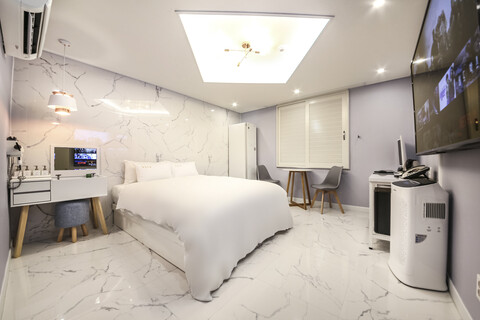 광주 대인동 호텔 하루