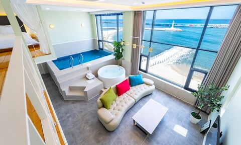 강릉 미술시간풀빌라&스파