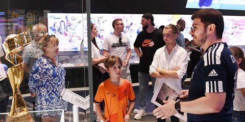 취리히 투어 - [취리히] FIFA 박물관 입장권 + 가이드 투어 60분 :: 펠레부터 메시까지 축구 전설들의 이야기