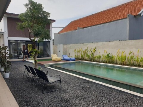 컬렉션 O 사누르 비치 근처 구 발리 사우전드 아일랜드 게스트하우스