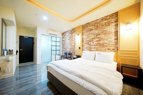 포항 대잠동 뉴욕뉴욕 카무인텔