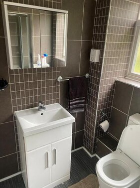 2 tall Elms Close Bromley