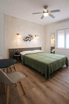 Hotel Costa Azzurra - Easy Stay -Spotorno