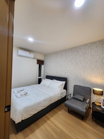 Gam-Hom Hostel, Charoen Nakhon