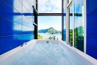 캠프게이트 펜션 (리버뷰 스파)