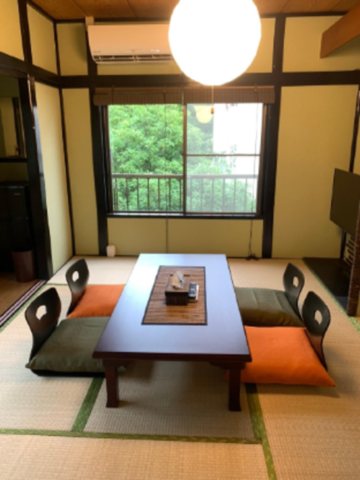 3-Minute Walk from Hakone Yumoto Station  Open