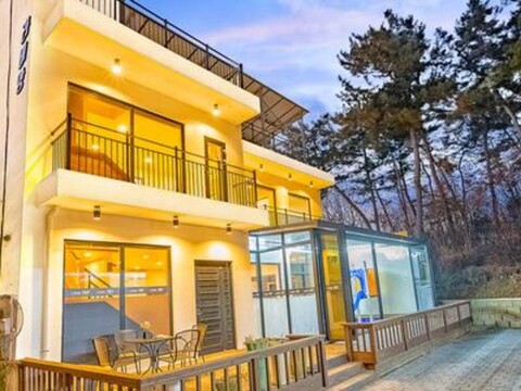 Sky Garden Pool Villa