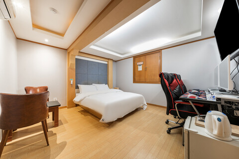 길동 오라 호텔 (Ora Hotel)