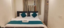 Hotel Shivam - Near Anand Vihar Railway Station