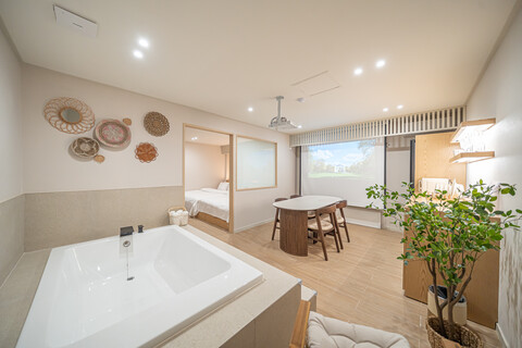 수원시청역 호텔 머브(MERV)