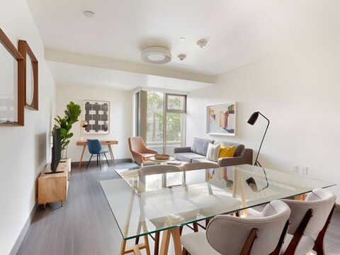 손더 리바이벌 아파트먼츠 잉글리시베이