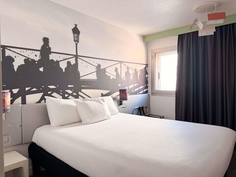 이비스 스타일스 파리 톨비아 비블리오테크