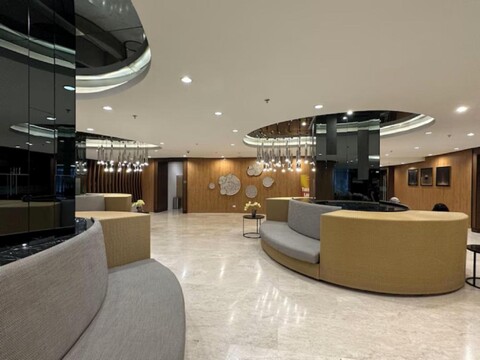 루나 럭스 l 와이파이+ 넷플릭스 I 쇼어 2 B02-0606