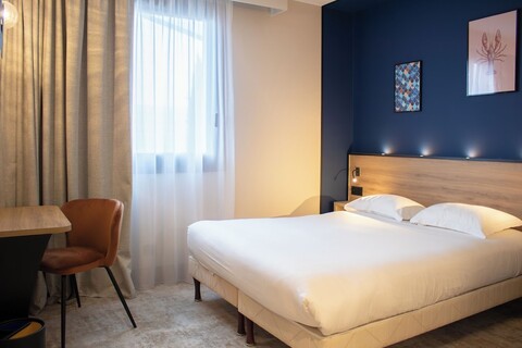 브릿 호텔 생 말로 - 르 트랑사