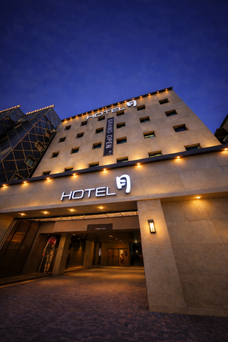 성남 HOTEL월 - 모란역점