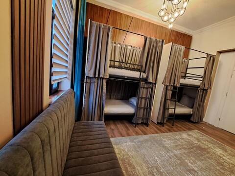 터쿼이즈 호스텔