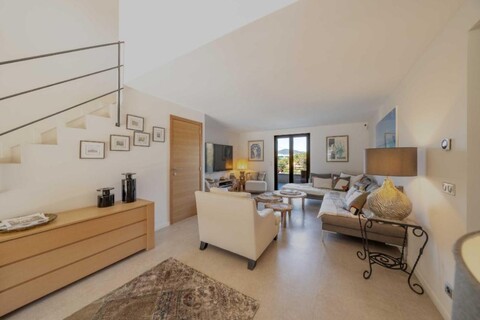 A/C Villa - 8BDR/17P - Swimming pool