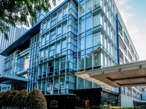 머큐어 자카르타 사방