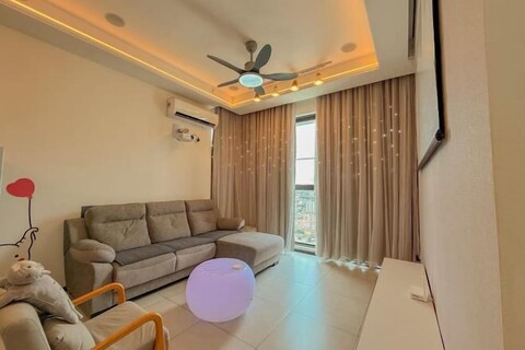 Urban Suites - Dolphin's Home