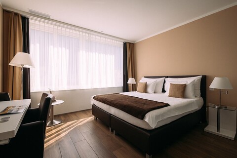 호텔 쉬첸 슈테피스부르크