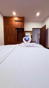 THE RINRA kAMALA hut