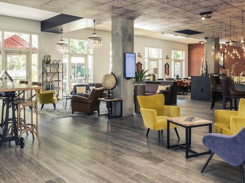 머큐어 파리 포르트 드 팡탱