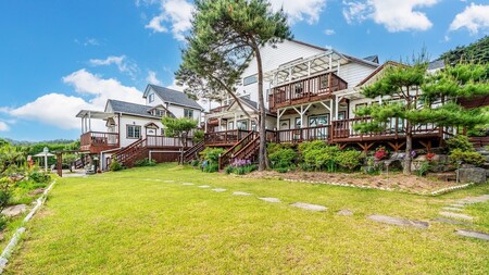 횡성 헬로우412펜션