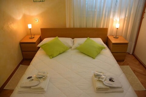 로만 홀리데이 홈, 레 디 로마