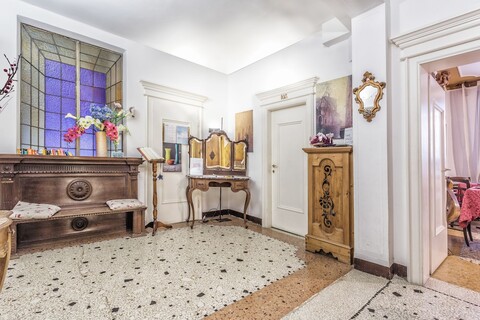 알로지 B&B 알레그리