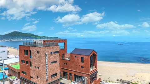 포항 썬라이즈풀빌라