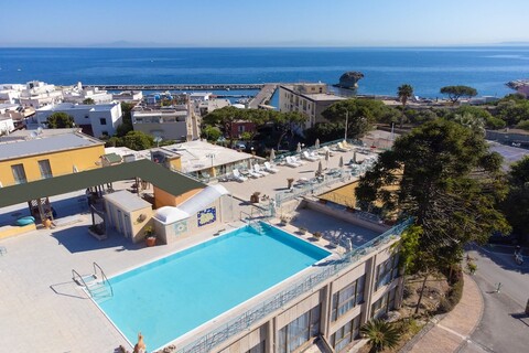 그랜드 호텔 테르메 디 아우구스토