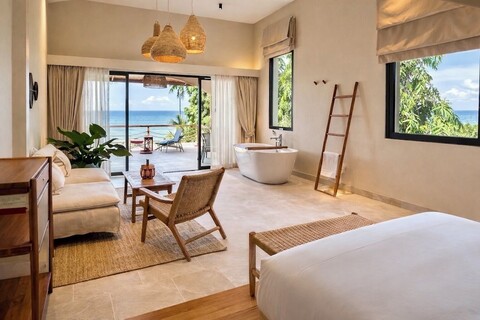 바안 자이 디 비치 프론트 호텔