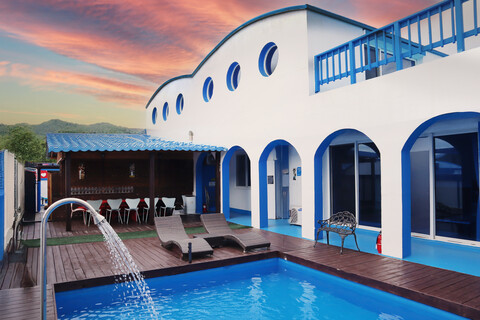 양양 로데스풀빌라