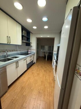 Room Madrid Agusti by Roomfree