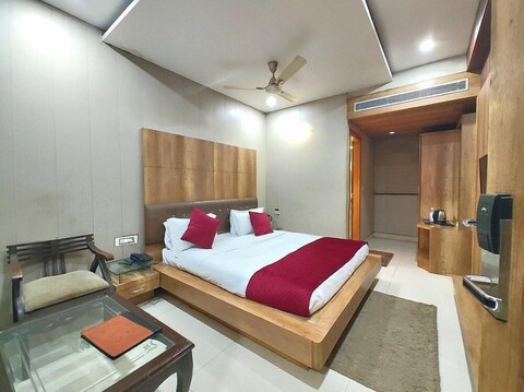 바라나시 호텔 가우탐 그랜드