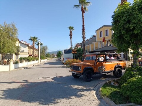 호텔 바를라스 페티예