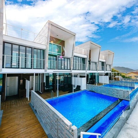 포항 풀빌라 천년바위