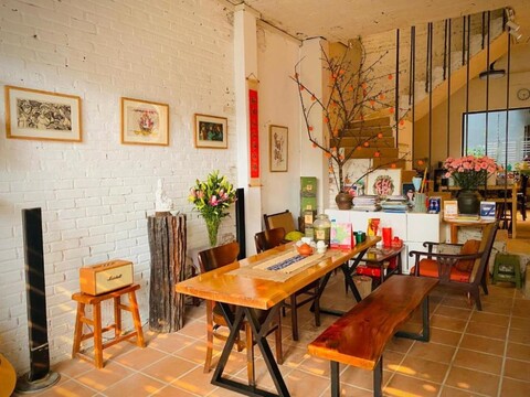 메이스 하우스 냐꾸아메이