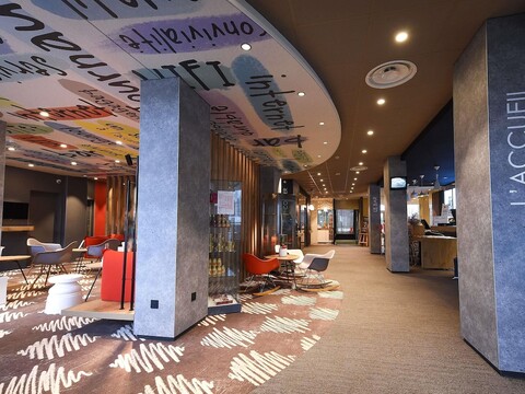 이비스 디종 가르