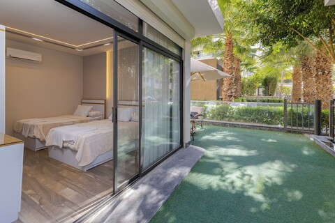 엘리트 뉴 모던 3베드룸 아파트먼트