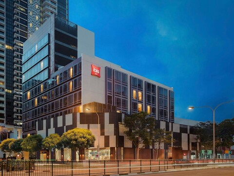 이비스 싱가포르 노비나