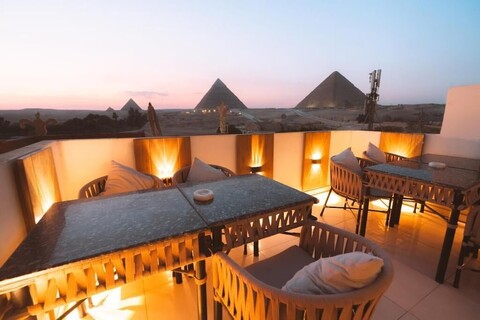 피라미드 온 더 스팟 뷰