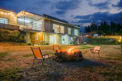 서귀포 미들도어펜션