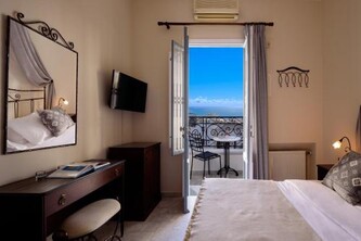 Ikio Concept Santorini