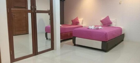 익스프레스 O 91581 스타르라 스파 앤 홈스테이