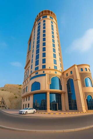 Al Hashmeih Tower Hotel