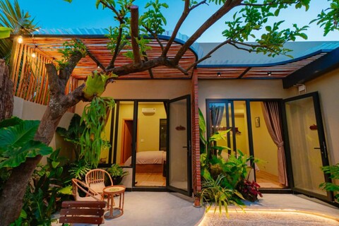 오리아나 판티엣 홈스테이