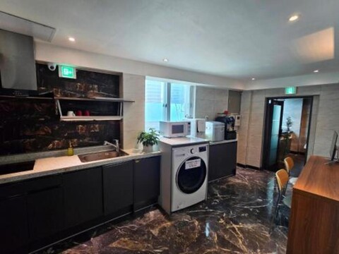 U Stay 가산