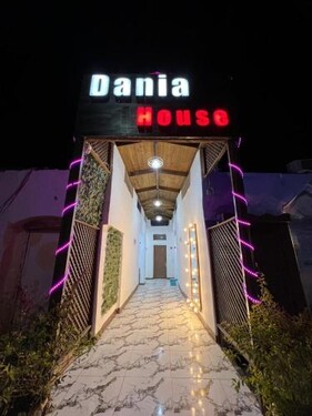 Dania House