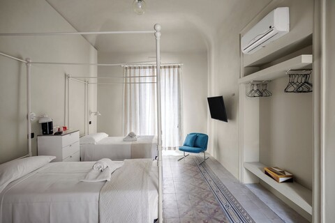 팔라초 카바레타, 레 스탄체 디 피넬라